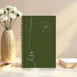 Agenda Nome do Script de Iniciais do Monograma Mínimo Ele<br><div class="desc">Leek, sofisticado e exclusivo seu — nosso Elegante Monograma Inicial Mínimo Script Name Personalised Planner reúne luxo e funcionalidade. Esse planejador, maravilhosamente projetado, apresenta uma estética limpa e mínima que garante que seu planejamento cotidiano seja tão na moda quanto eficiente. Quer você esteja organizado no trabalho, reunindo metas pessoais ou...</div>