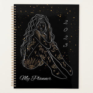 Agenda Ouro e Mulher Mística Negra