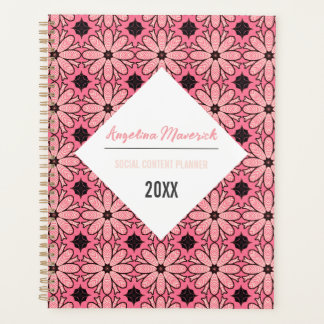 Agenda Padrão de Flores Pretas e Rosa Elegante