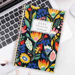 Agenda Padrão Floral Colorido Negrito Personalizado 2025<br><div class="desc">Personalize este planejador com seu nome em itálico preto enquadrado por um retângulo branco,  em um padrão floral brilhante e colorido em um fundo preto.</div>