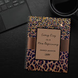 Agenda Padrão leopardo - motivação preta preta 2023<br><div class="desc">Elegante, legal, glamouroso e feminino com padrão leopardo castanho, ouro e preto, decorado com confete de ouro. Personalize e adicione seu nome. Modelo por um ano, letras negras. Um quadro marrom e preto com a citação motivacional: Todo Dia é um Novo Começo. Perfeito para empresárias, maquiadoras, donas de lojas, consultores....</div>