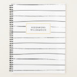 Agenda Planeador Personalizado de Stripes Descolantes<br><div class="desc">Um planejador com um esboço inspirou design de listras brancas e pretas,  na frente e no verso.</div>