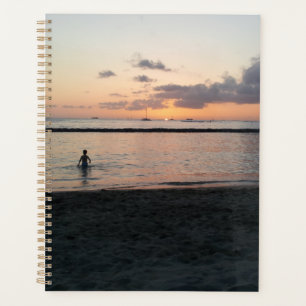 Agenda Pôr do sol tropical na praia de Waikiki Oahu Havaí