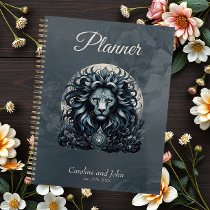 Agenda Real elegância, uma majestosa ornamentado de cabeç