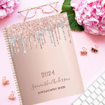 Agenda Rosa dourado pinga prata 2023<br><div class="desc">Um elegante rosa,  cor-de-rosa e falso brilho prateado,  pintura gotejando. Modelo por um ano. Personalize e adicione um nome e um título. O nome é escrito em ouro rosa escuro com um moderno estilo escrito à mão. Perfeito para negócios,  escola,  diário,  trabalho ou organização da sua vida pessoal/familiar.</div>