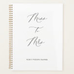 Agenda Senhorita para a Sra. Wedding Planner Calendar Bri<br><div class="desc">Nosso planejador de casamento apresenta uma escrita romântica para um estilo mínimo e chic - uma maneira perfeita de planejar todos os detalhes do seu casamento no ano que antecede seu dia especial!</div>