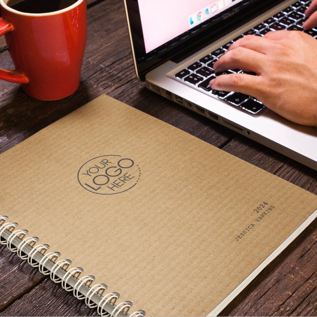 Agenda Trendy Brown Cardboard Modern Logo Semanalmente (Criador carregado)