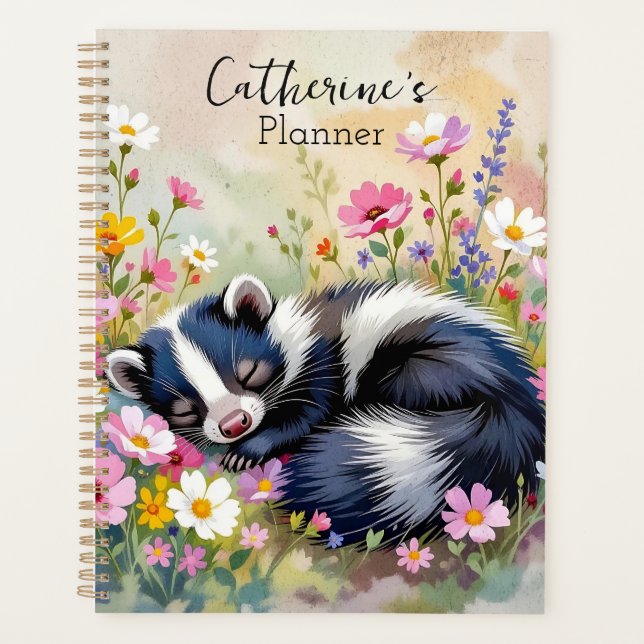 Agenda Um Gambá Adorável Dormindo em Flores Personalizado (Frente)