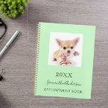 Agenda Verde de horta personalizada de gato<br><div class="desc">Um fundo verde de menta. Personalize e adicione uma foto,  ano,  nome e texto. O nome é escrito em preto com um grande estilo escrito manualmente.</div>