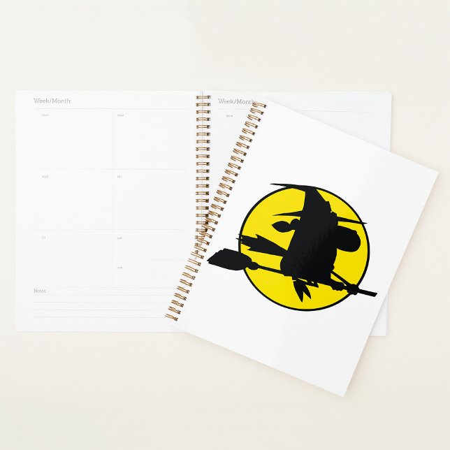 Agenda Witch Silhouette Flying on Broom Against Full Moon (Criador carregado)