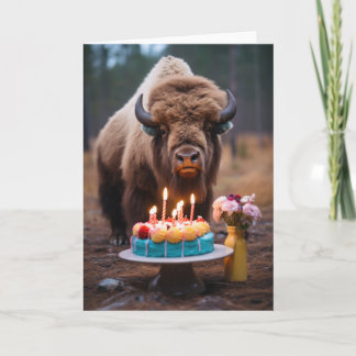 Agradecimento Bison com um Cartão de Bolo de Aniversário