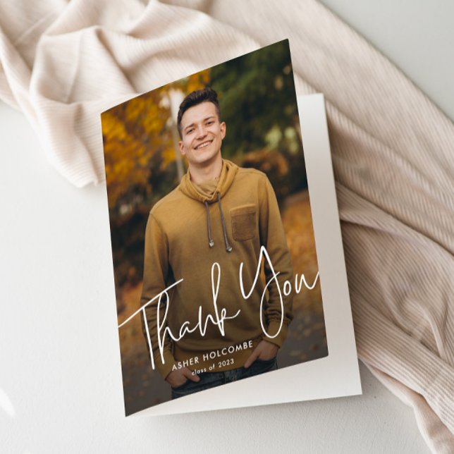 Agradecimento Cartão de Formatura de Roteiro Moderno Simples Fot (Modern Handwritten Script Photo Graduation Folded Thank You Card.)