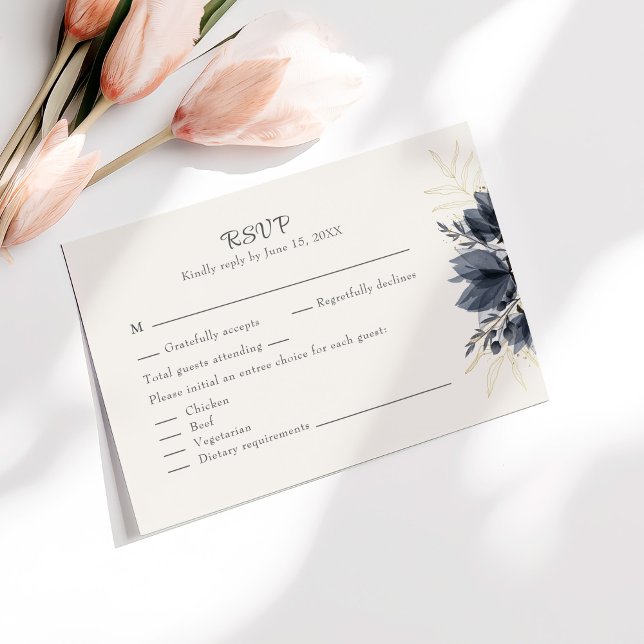 Agradecimento Cartão de Resposta para Casamento Gentle Gray Flow (Gentle Gray Flowers Wedding RSVP Card with Menu on a sunny table with pale pink flowers.)