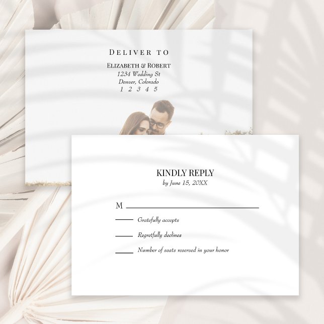 Agradecimento Cartão RSVP de Casamento de Fotografia Personaliza (Black and White Custom Photo Wedding RSVP Card on a sunny white dry palm leaf.)