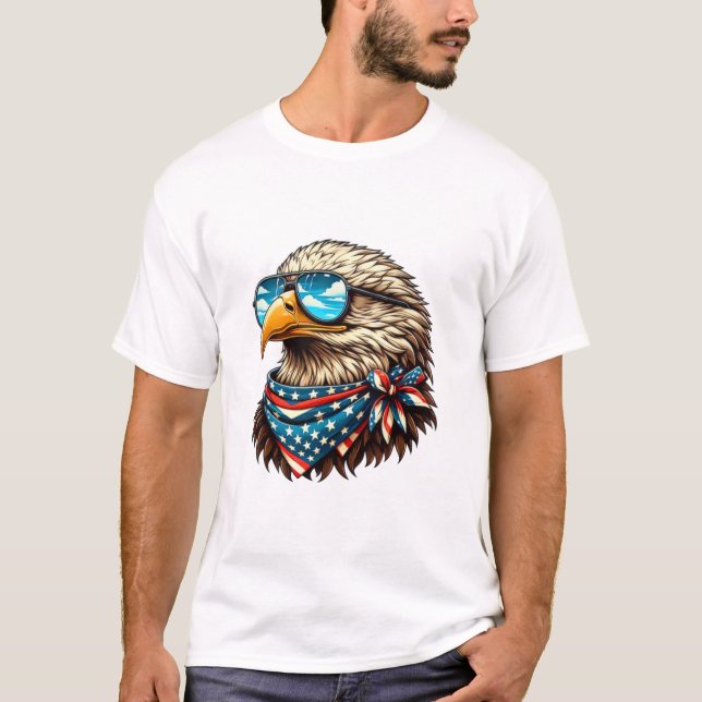 Águia americana com óculos azuis, camiseta luxuosa (Frente)