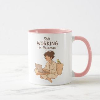 Ainda Trabalhando de Pijama – Caneca Aconchegante 