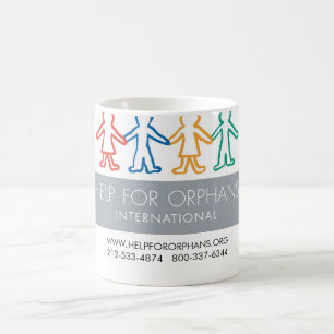 Ajuda para a caneca de café branco dos órfão