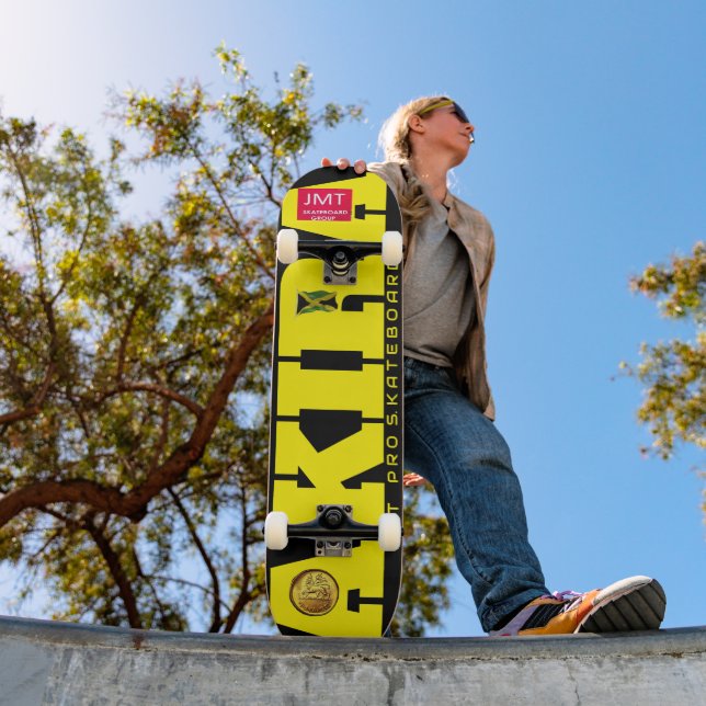 AKIRA Skateboard (Ao ar livre 1)