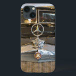 Alemanha, Baden-Württemberg, Estugarda. Mercedes<br><div class="desc">COPYRIGHT Walter Bibikow / DanitaDelimont.com| EU10 WBI0330.jpg| Alemanha,  Baden-Württemberg,  Estugarda. Museu Mercedes Benz,  detalhe do ornamento de Mercedes.</div>