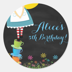 Alice em etiquetas do aniversário do quadro do