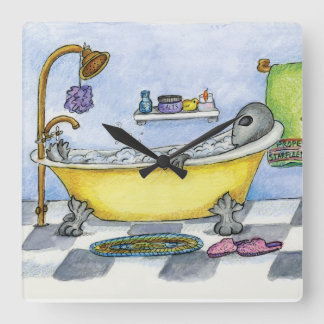 Alienígena no Relógio de Parede da Banheira