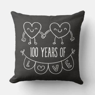 Almofada 100º aniversário do Gift Chalk Hearts