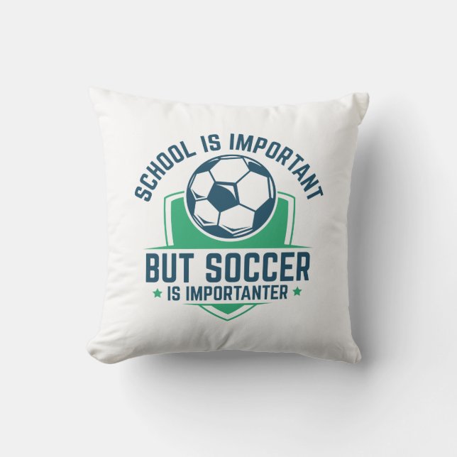 Almofada A Escola É Importante Mas O Futebol É Importante (Frente)