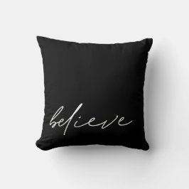 Almofada Acreditem Preto Minimalista de Script Manuscrito
