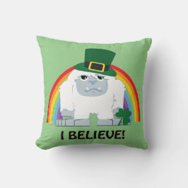 Almofada Acredito! Leprechaun Yeti