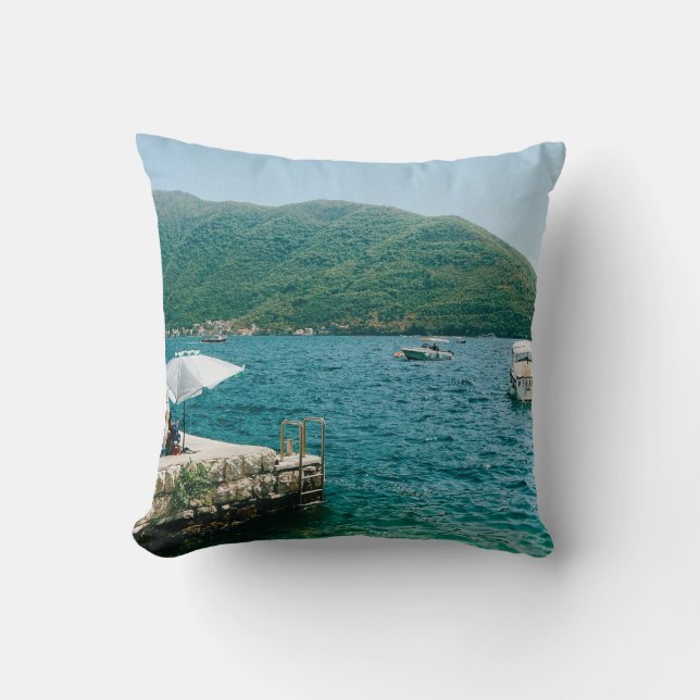 Almofada Águas turquesas do Perast - Montenegro (Frente)