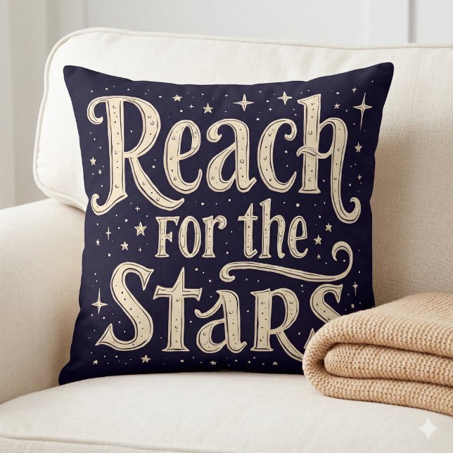 Almofada Alcance para Arte da Tipografia Celestial das Estr (Reach for the Stars Celestial Typography Art Throw Pillow Mockup A)