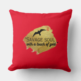 Almofada "Alma selvagem com um toque de ouro."