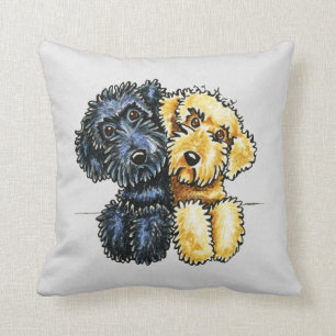 Almofada Amarelo preto de Labradoodles alinhado