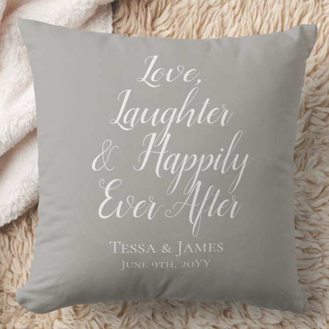 Almofada Amor Risos Felizes para Sempre | Data do Casamento ("Everyday is abundantly beautiful." 
Sincerely Best Wishes from Lucky Design World)