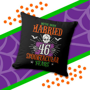 Almofada Aniversário de 46 anos de casamento Halloween Spoo