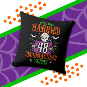 Almofada Aniversário de 48 anos de casamento Halloween Spoo