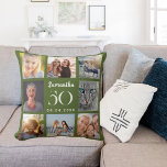 Almofada Aniversário de colagem de fotos personalizadas com<br><div class="desc">Um presente único para um aniversário de 21 anos,  celebrando sua vida com uma colagem de 8 fotos,  fotos. Personalize e adicione seu nome,  idade e data. Cor de fundo verde-oliva,  texto branco. O nome é escrito com um moderno estilo escrito à mão.</div>