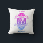 Almofada Ano de 15<br><div class="desc">Você pode personalizar os nomes de marido e esposa. Se você quiser ajuda para personalizar este design, por favor, sinta-se à vontade para usar este botão de design, que está imediatamente abaixo deste texto. Um aniversário romântico de casamento projetado para pessoas celebrando 15 anos de casamento. Crystal é o presente...</div>