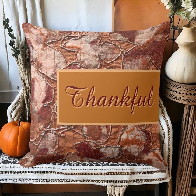 Almofada Arco russo cai laranja graças ao bordado da escrit (Criador carregado)