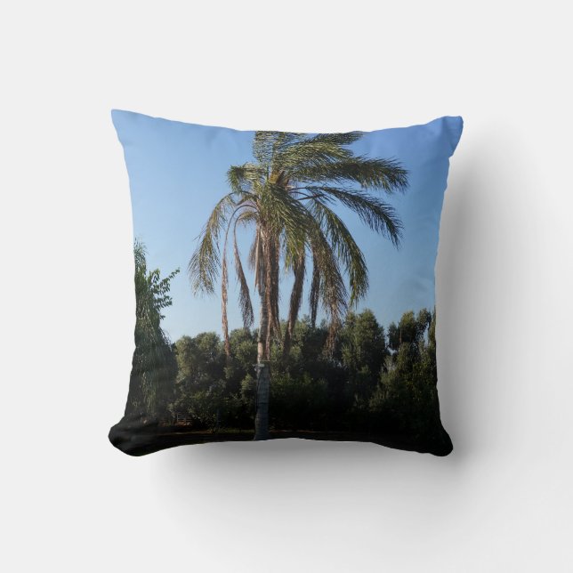 Almofada Árvore de Palma Balançando sob um Céu Limpo (Frente)
