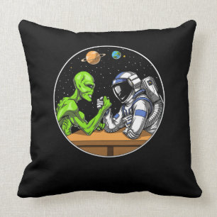 Almofada Astronauta Espacial Alienígena Braço Luta Engra