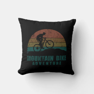 Almofada aventura de bicicleta fora da montanha