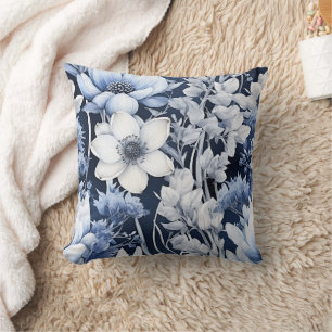 Almofada Azul Desbotado Flores Brancas de Inverno Azul Mari