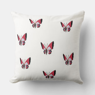 Almofada baby cushion with butterfly.
