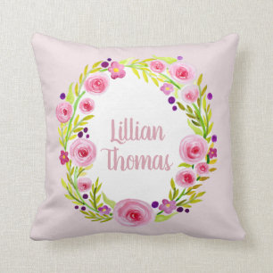 Almofada Baby Girl Watercolor Flower Wreath & Name Nursery