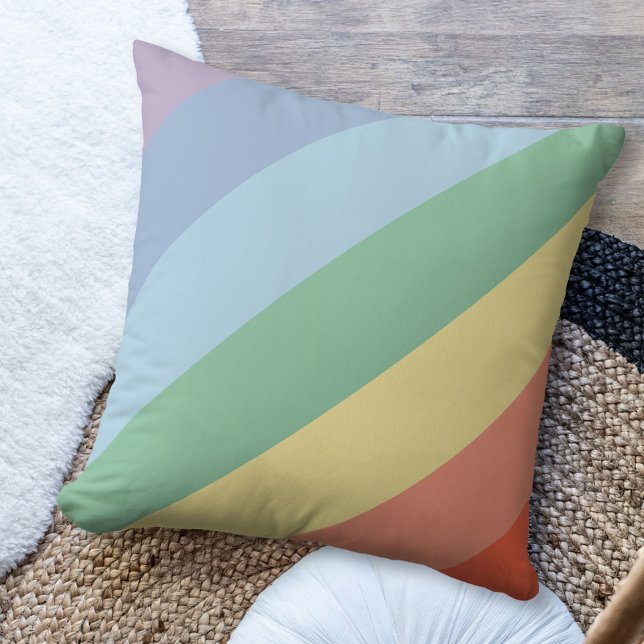 Almofada Bandas Diagonais do Arco-Íris Pastel (Pastel Rainbow Diagonal Stripes Pillow)