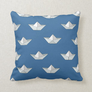 Almofada Barcos de Origami no teste padrão da água