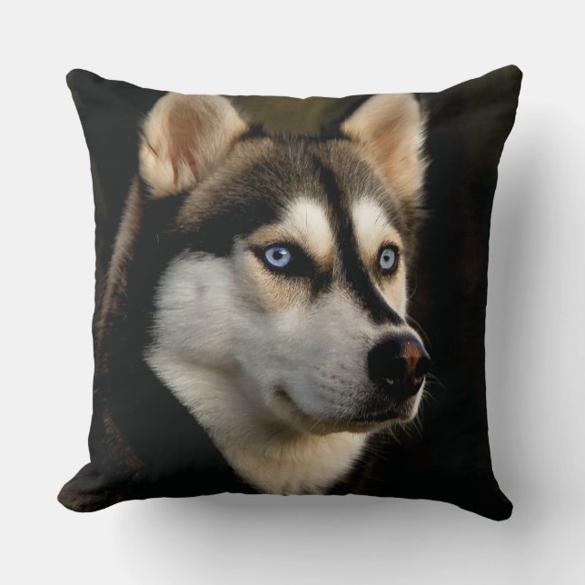 Almofada Beautiful Husky Throw Pillow (Frente)
