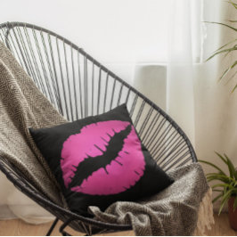 Almofada Beijo com Batom Ombre Preto e Rosa