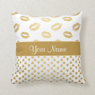 Almofada Beijos brancos e Dourados e Corações de Amor